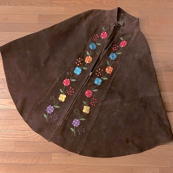 Rare Brown Suede “Penny Lane” Queen Of The Cape Embroidered Front Zip Boho Cape